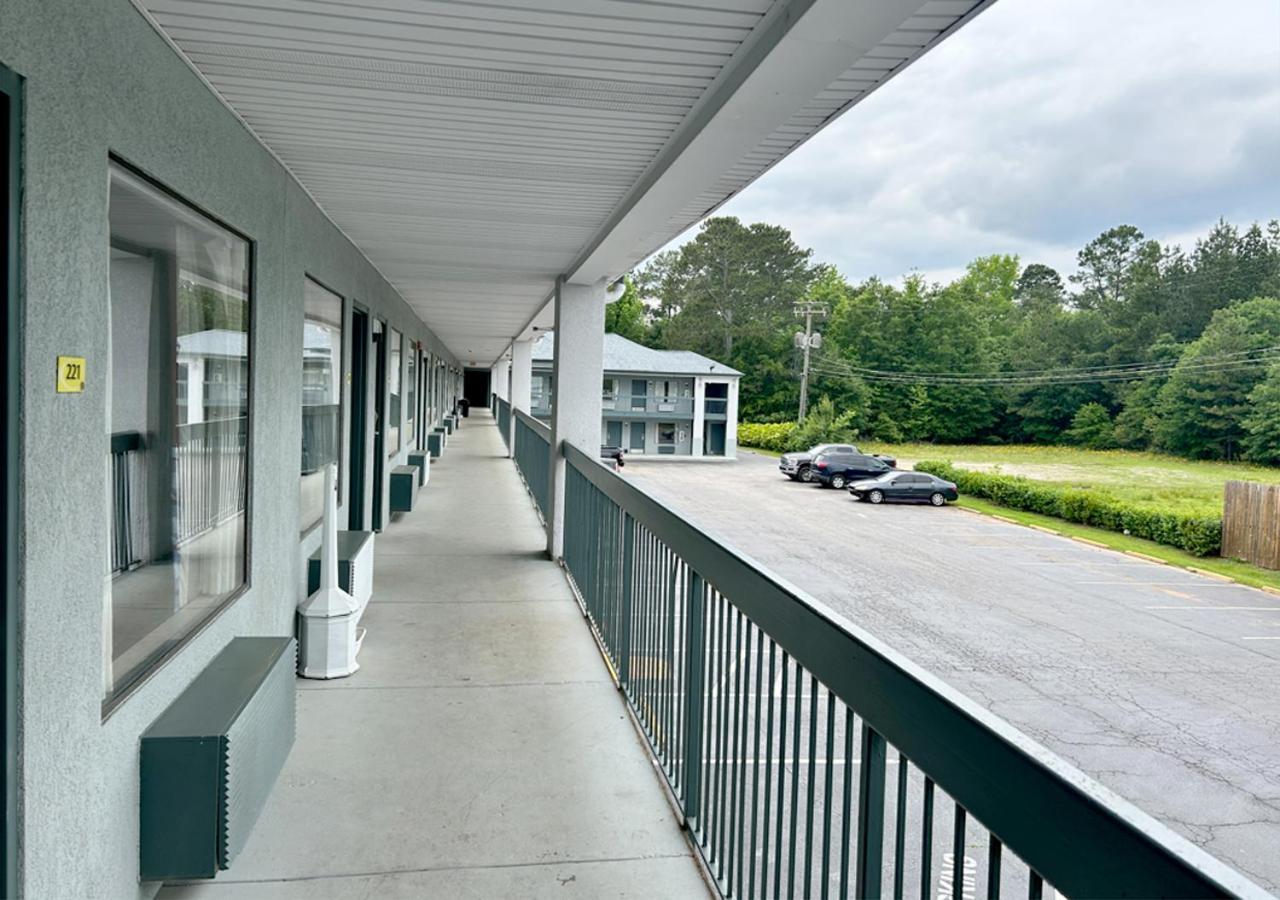 Econo Lodge Elberton Exterior photo